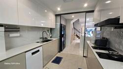 St Annes Wood (D19), Terrace #553005711